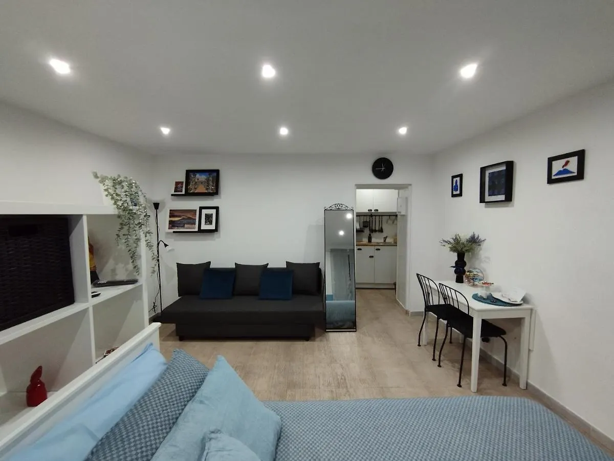 Pazzariello Holiday Home - Casa Vacanza Napoli Centro Storico Italy